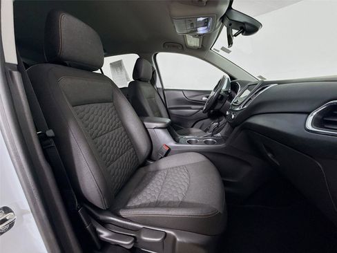 Used 2020 Chevrolet Equinox LT AWD/4WD image 28