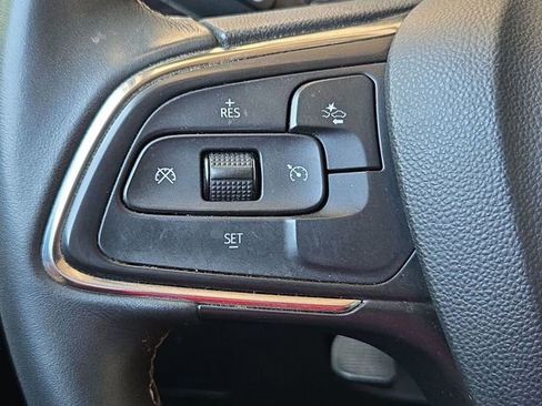 Used 2023 Buick Encore GX Select image 12