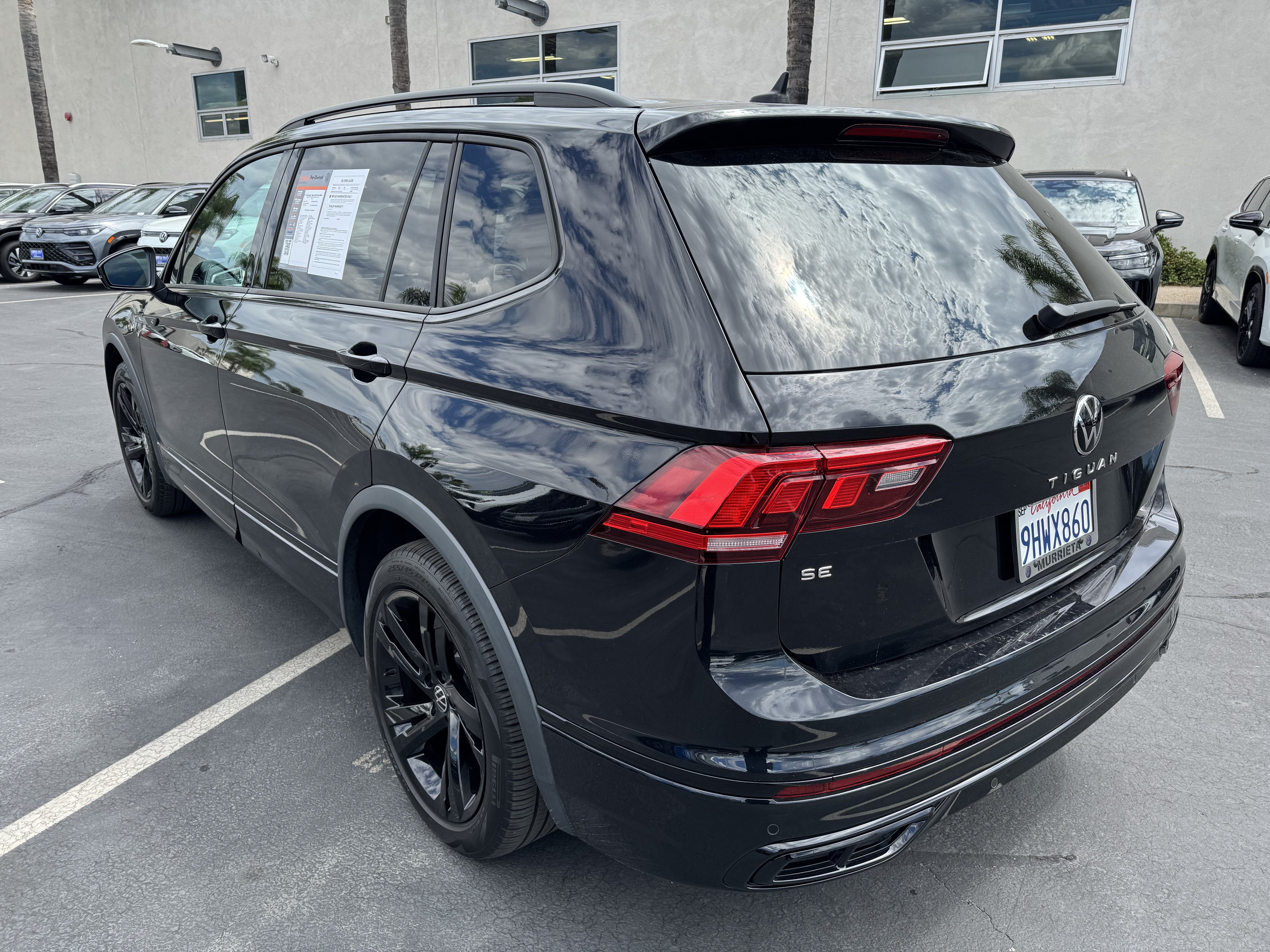 Certified 2023 Volkswagen Tiguan SE R-Line FWD image 7