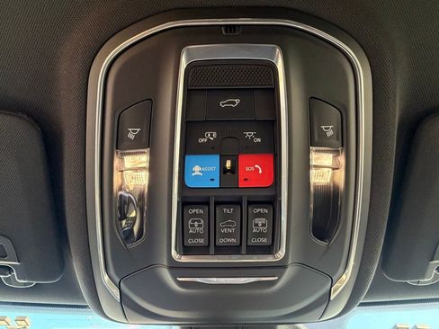 New 2025 Jeep Grand Cherokee L Limited image 22