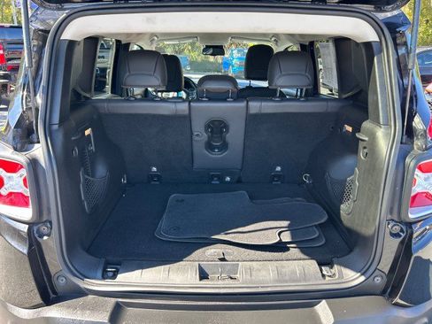 Used 2017 Jeep Renegade Limited w/ Trailer Tow Group image 37