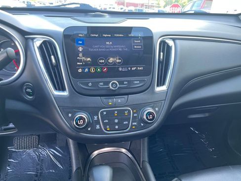 Used 2024 Chevrolet Malibu LT FWD image 20