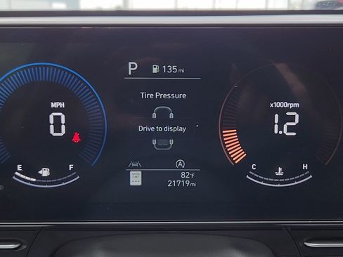 Certified 2024 Hyundai Kona SE AWD/4WD image 10