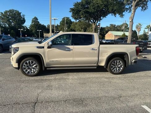 Used 2026 GMC Sierra 1500 Denali w/ Denali Reserve Package AWD/4WD image 1