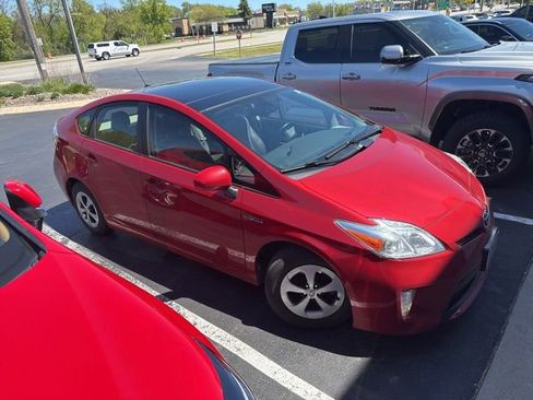 Used 2014 Toyota Prius Four w/ Solar Roof Package FWD image 4