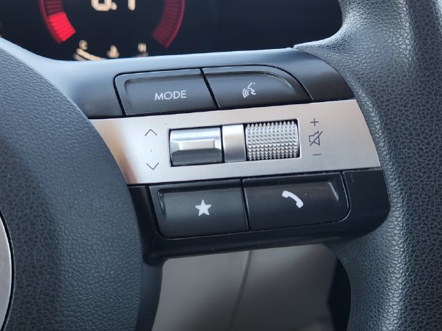 Used 2025 Hyundai Tucson SEL FWD image 29
