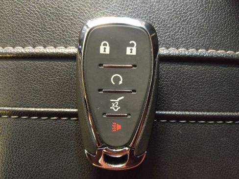 Used 2024 Chevrolet Blazer LT w/ Convenience Package FWD image 32