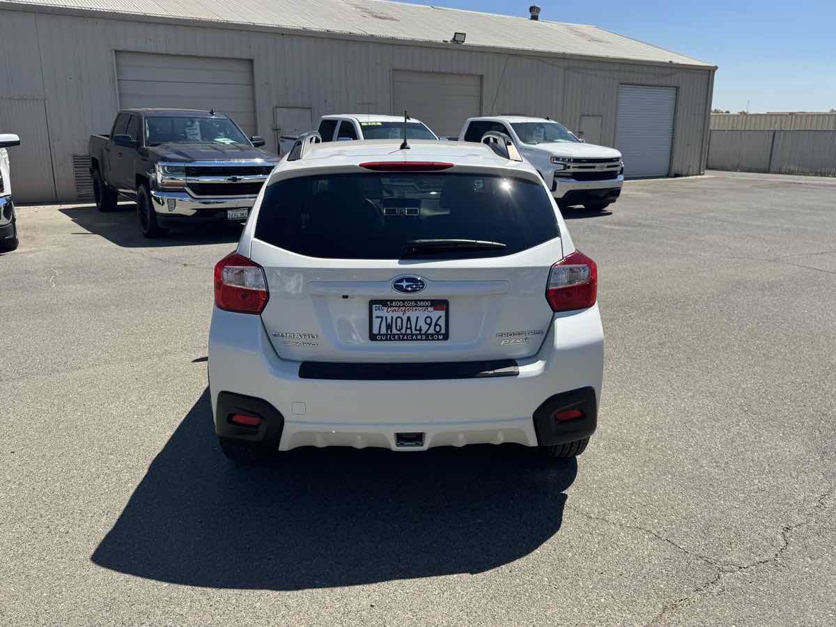 Used 2017 Subaru Crosstrek 2.0i Premium w/ Moonroof Package AWD/4WD image 8