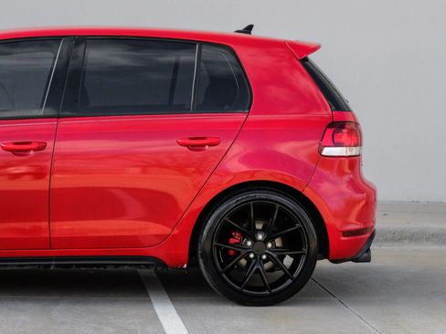 Used 2013 Volkswagen GTI 4-Door image 12