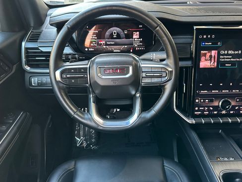 Certified 2024 GMC Acadia Elevation image 17