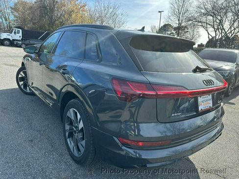 Used 2021 Audi e-tron Premium w/ Convenience Plus Package image 7