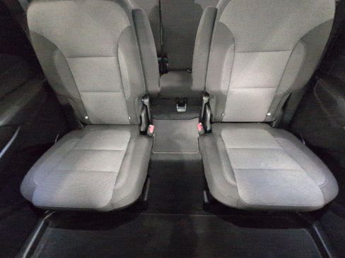 Certified 2023 Chevrolet Traverse LT w/ Rear Camera Mirror Package AWD/4WD image 24