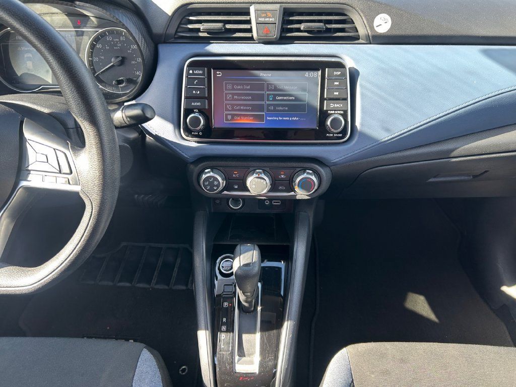 Used 2024 Nissan Versa SV FWD image 11