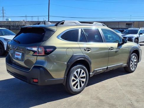 New 2025 Subaru Outback Premium image 4