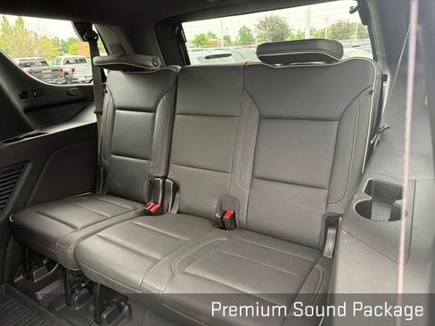 Used 2021 GMC Yukon SLT w/ SLT Premium Package AWD/4WD image 23
