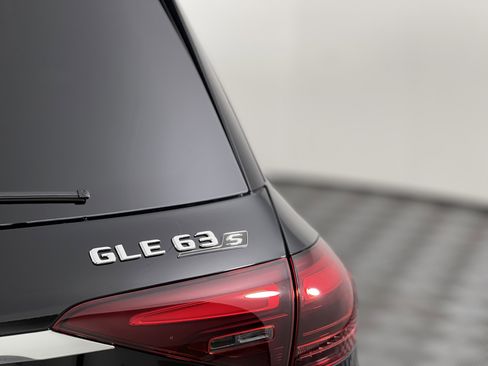 New 2026 Mercedes-Benz GLE 63 AMG S image 12