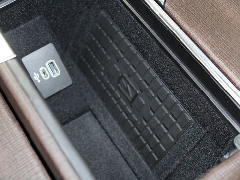 New 2025 Lincoln Navigator Reserve image 51