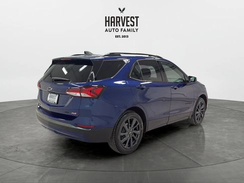 Used 2022 Chevrolet Equinox RS w/ RS Leather Package image 7