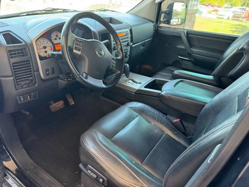 Used 2008 Nissan Titan PRO-4X AWD/4WD image 11