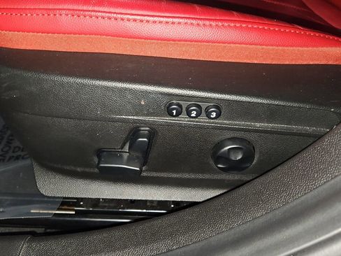 Used 2020 Alfa Romeo Giulia image 12