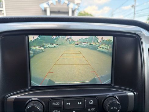 Used 2019 Chevrolet Silverado 1500 LT AWD/4WD image 25