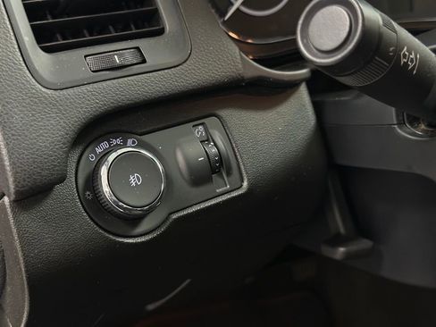 Used 2017 Buick Regal Sport Touring FWD image 15
