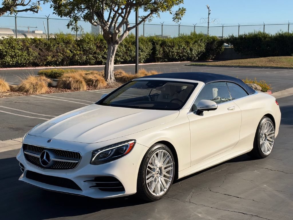 Used 2018 Mercedes-Benz S 560 Cabriolet image 4