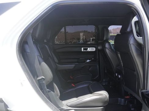 Used 2022 Ford Explorer ST w/ Equipment Group 401A AWD/4WD image 30