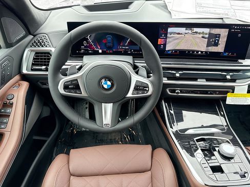 New 2027 BMW X7 xDrive40i w/ Executive Package AWD/4WD image 18