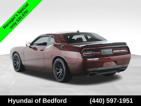Used 2022 Dodge Challenger R/T w/ Blacktop Package RWD image 38