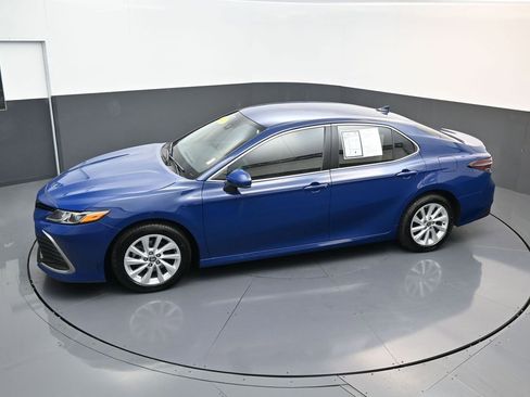 Used 2023 Toyota Camry LE image 21