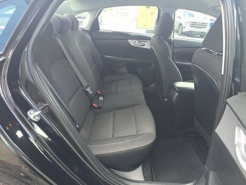 Used 2024 Kia Forte LX FWD image 35