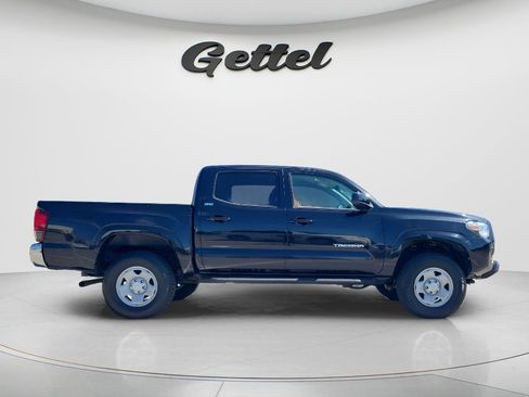 Certified 2022 Toyota Tacoma SR5 RWD image 4