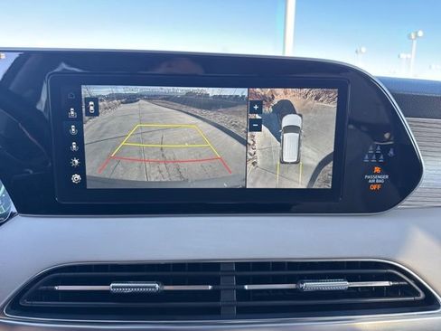 Used 2022 Hyundai Palisade Calligraphy image 32