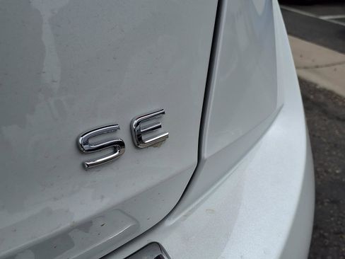 New 2026 Volkswagen Jetta SE image 8