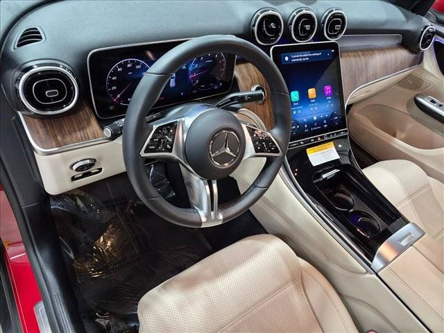 Used 2026 Mercedes-Benz GLC 300 image 10