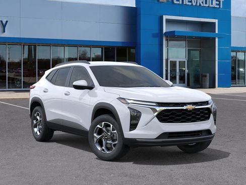 New 2026 Chevrolet Trax LT w/ Driver Confidence Package image 7