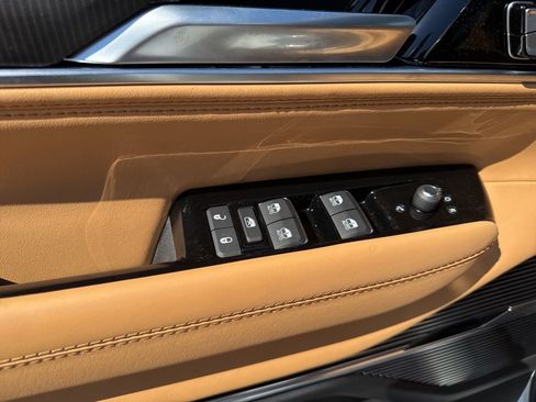 New 2026 Jeep Grand Wagoneer Summit AWD/4WD image 17