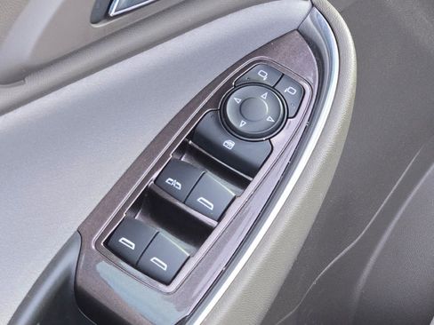 Used 2022 Chevrolet Malibu LT image 17