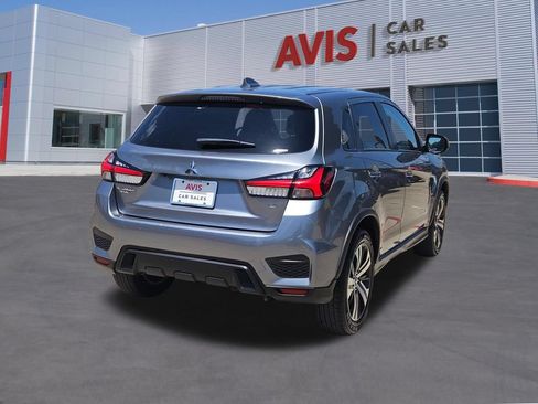 Used 2025 Mitsubishi Outlander Sport SE AWD/4WD image 6
