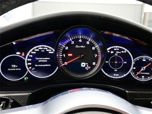 Used 2017 Porsche Panamera Turbo image 9