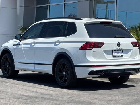 Used 2023 Volkswagen Tiguan SE R-Line FWD image 7