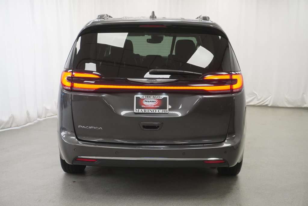 Certified 2021 Chrysler Pacifica Touring-L FWD image 21
