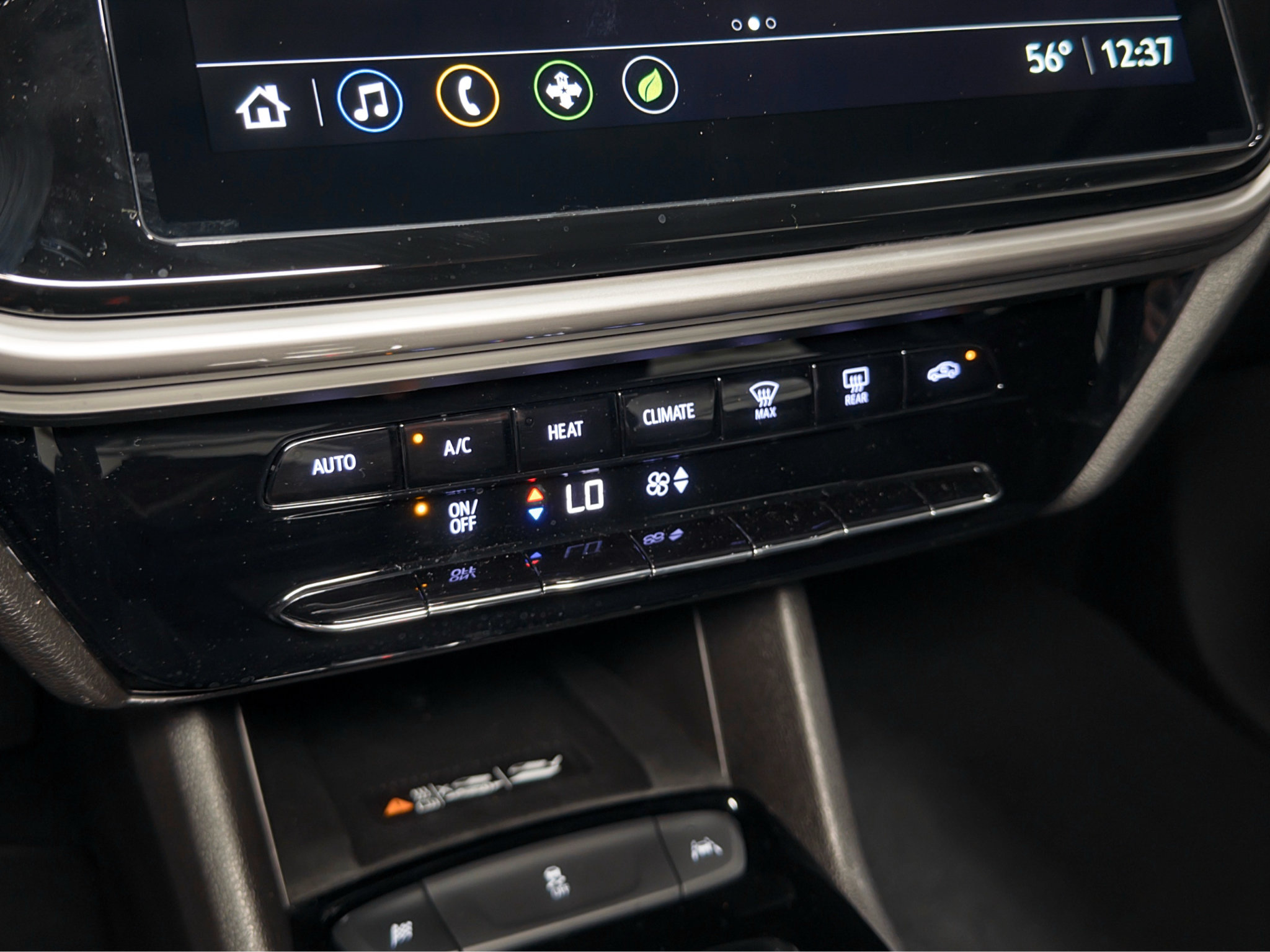 Used 2023 Chevrolet Bolt EUV LT w/ Driver Confidence Package FWD image 15