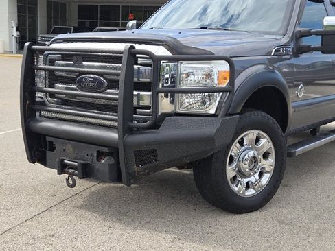 Used 2012 Ford F250 Lariat w/ Lariat Ultimate Pkg AWD/4WD image 2