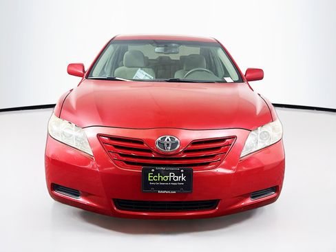 Used 2009 Toyota Camry LE image 2