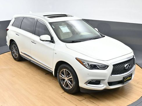 Used 2019 INFINITI QX60 Luxe w/ Essential Package FWD image 46