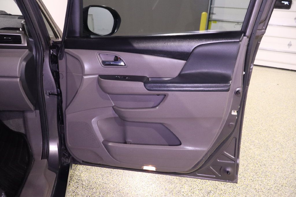 Used 2016 Honda Odyssey EX-L image 40