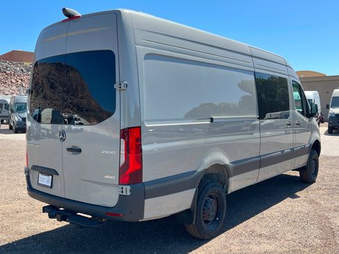 New 2026 Mercedes-Benz Sprinter 2500 image 5