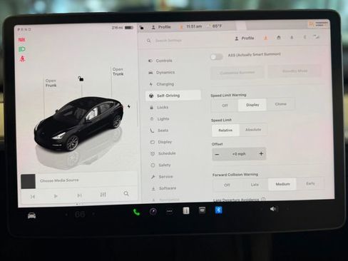 Used 2022 Tesla Model 3 Long Range AWD/4WD image 26